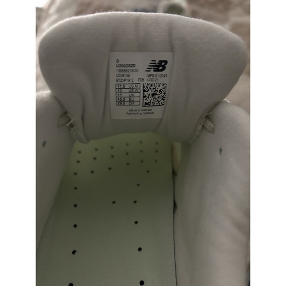 New Balance 2002R Men's 11.5 Linen Green Apple No Box - Picture 6 of 8